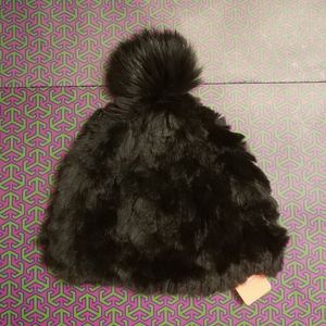 🌹NWT🌹 Tory Burch Rabbit Fur Pom Pom Hat